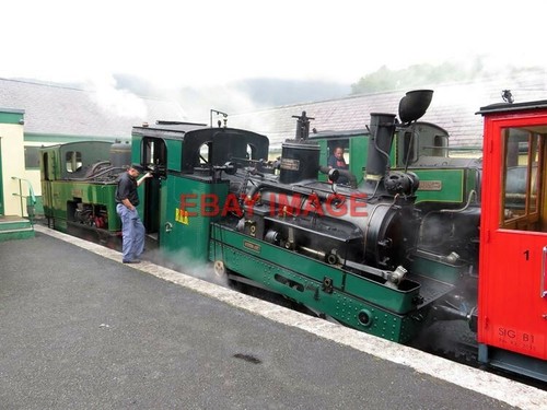 Photo three different - ,