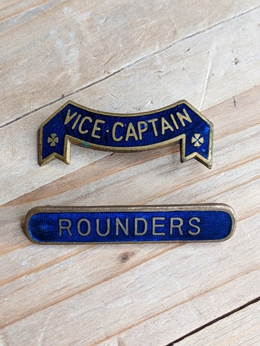 Vintage school badges pins - vintage,