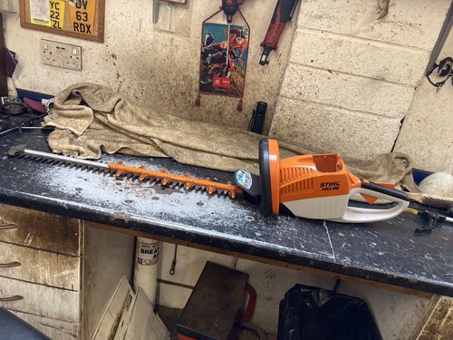 Stihl hsa cordless hedge - stihl,