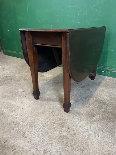 Antique mahogany gateleg drop - antique,