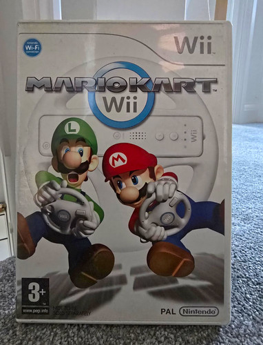 Nintendo mario kart wii - mario,