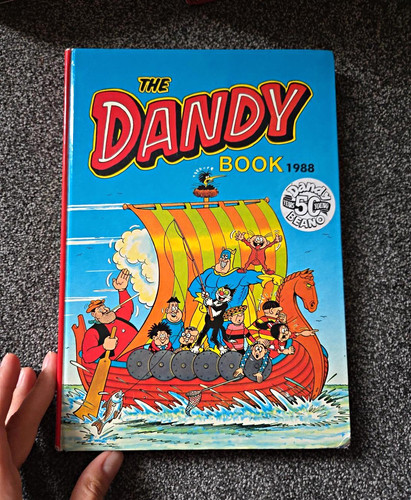 The dandy book - book, 1988