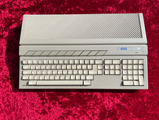 A good example of an early Atari 520 STFM TOS 1.0 - 1mb Ram - Tested