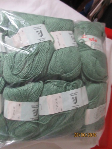 Fiesta knitting yarn - fiesta, yarn.