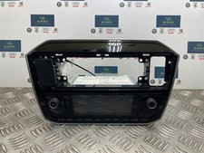 VW UP STEREO RADIO HEAD UNIT