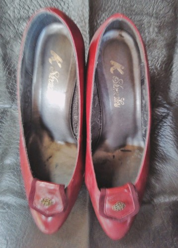 Women vintage heeled kshoes - vintage,