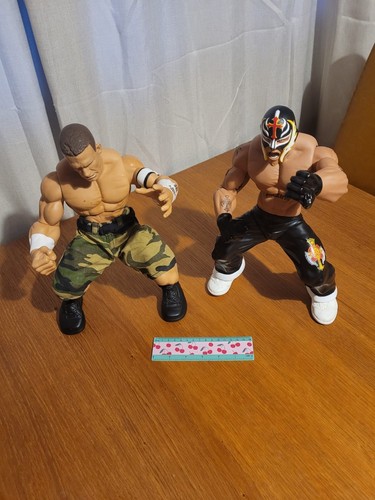 2005 jakks pacific wwe ring - 2005,