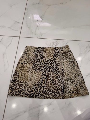 Zara leopard print skirt size - leopard,