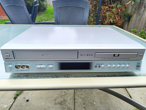 Toshiba 22vb dual - toshiba, sd-22vb