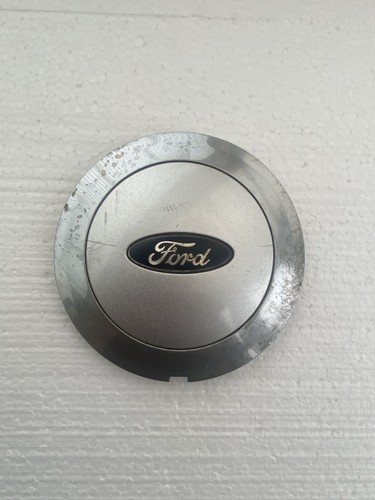 Ford fiesta centre cap - fiesta, ghia