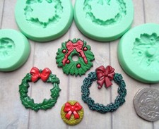 1x Mini Craft Mould: Christmas Garland Wreath (Holly Ivy Bow) Cupcake Clay Resin