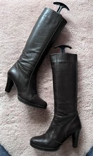 Brown Leather Slim Calf Duo Boots Size 5 Heels