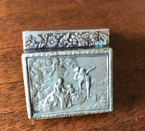 Antique pill snuff - antique, or