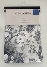 NIP Laura Ashley Window