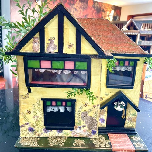 1940 handmade dolls house - handmade,
