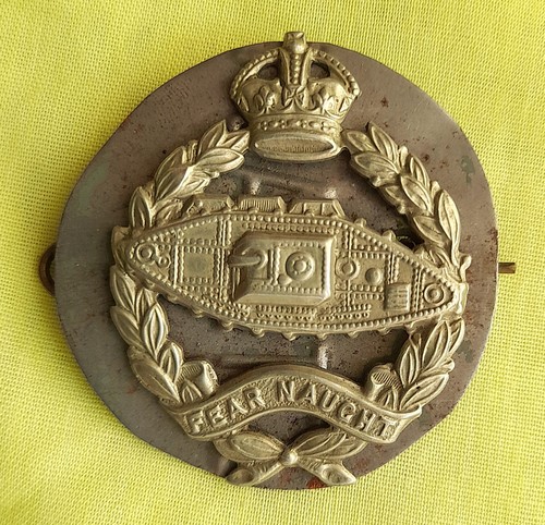 White metal tank corps - metal,