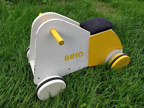 Brio 30475 ride scooter - brio,