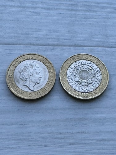 Double sided coin two pound - double,