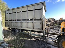 livestock trailer/cattle