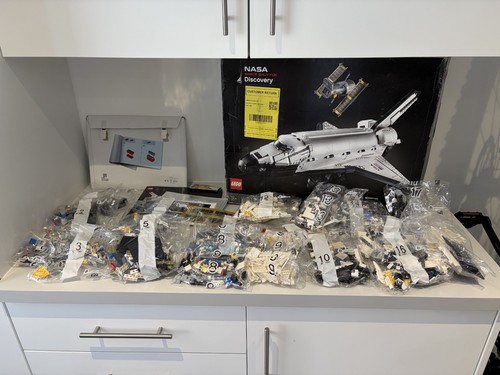 Lego icons 10283 - icons, space