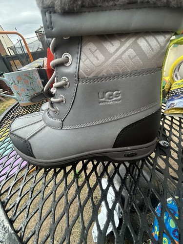Size kids brand new ugg - 13,
