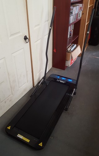 Linear strider walking - linear,