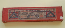 VINTAGE / ANTIQUE GENUINE YELLOW LAKE HONING / SHARPENING  OILSTONE / WHETSTONE.