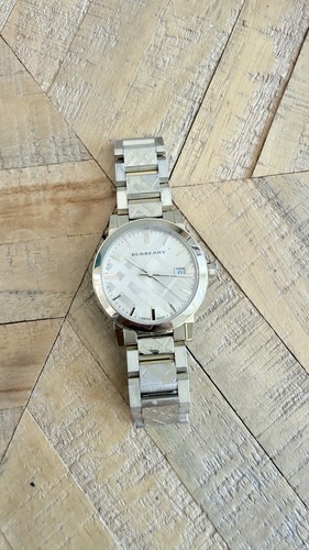 Used burberry gold - burberry,
