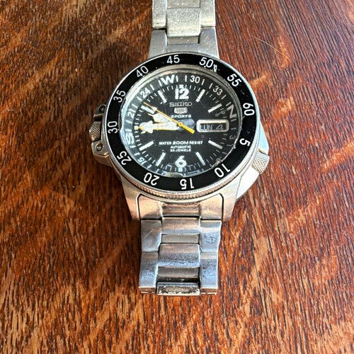 Seiko sports automatic 23j - seiko,