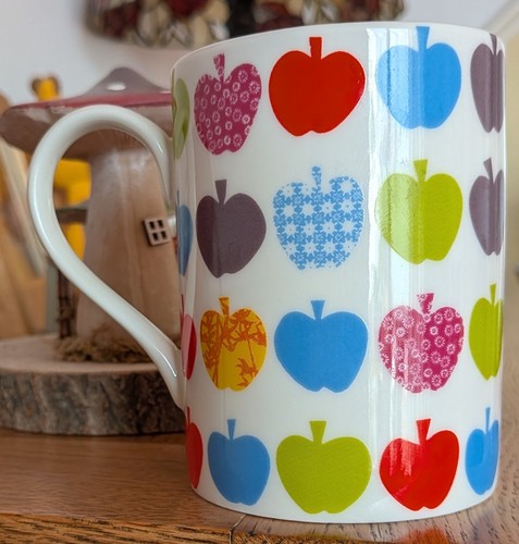 Whittard chelsea apples mug - of,