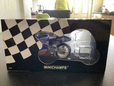 Minichamps 1:12 Scale Suzuki