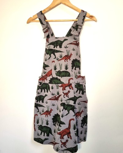 Run and fly - and, dress