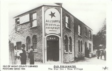 Isle of Wight Postcard - Old