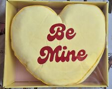 T.K Maxx/Homesense Sweetheart Plush Cushion Sweetheart-Kissen