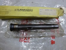 KAWASAKI NOS STEERING STEM SHAFT KE175 & KD175 1976-79