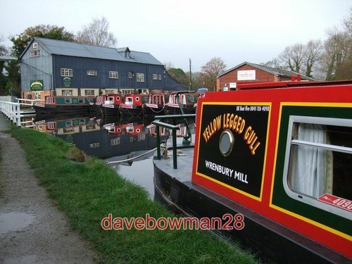 Photo canal basin wrenbury - basin, at