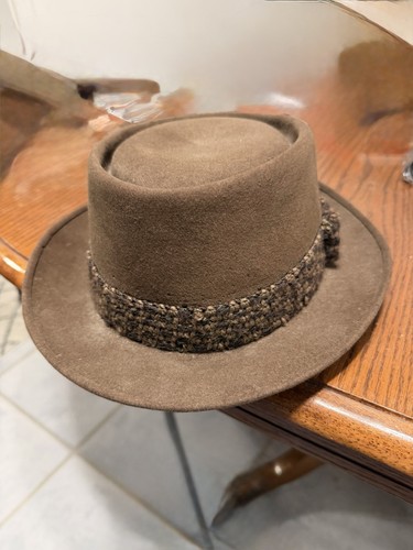 Byron men brown - solid, felt