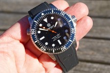 Deep Blue Master 1000 MkII Dive Watch. Seiko Movement. Sandstone Dial.  Unworn.