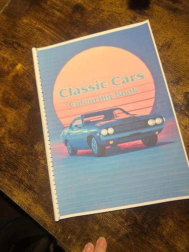 Classic cars colouring book - classic,