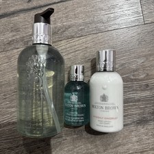 Molton Brown Volumising Shampoo with Kumudu & Heavenly Gingerlily & coastal 
