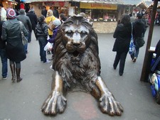 Photo A3 Lion statue in Camden