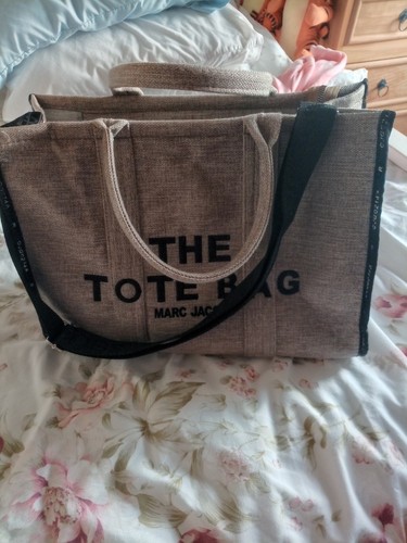 Marc jacobs medium tote - marc,