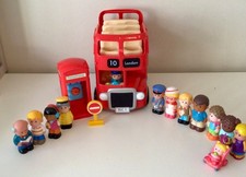 ELC Happyland Red Double Decker London Bus - Phone Box - 13 Figures -Sounds