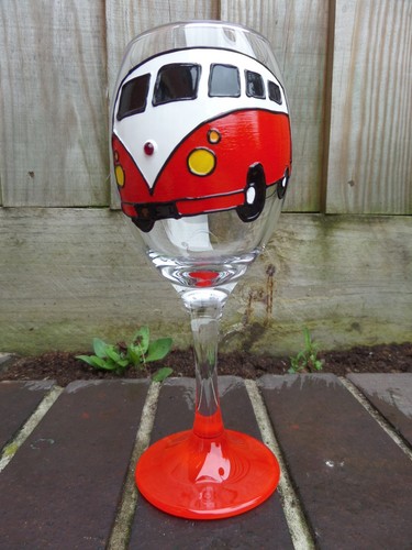 Hand painted wine pint - or,