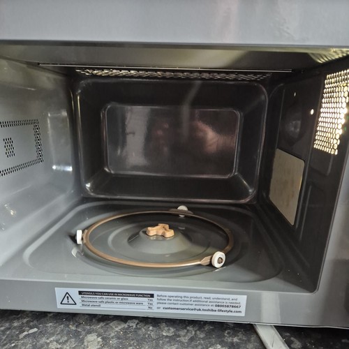 Toshiba black microwave - black, 20
