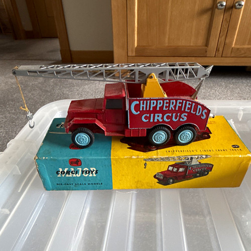 Corgi toys chipperfield - corgi,