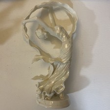 Royal Worcester White Lustre Figurine 1991 Spirit of the Dance 3 ,934 Of 5000