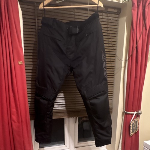 Rst syncro short - rst, ce