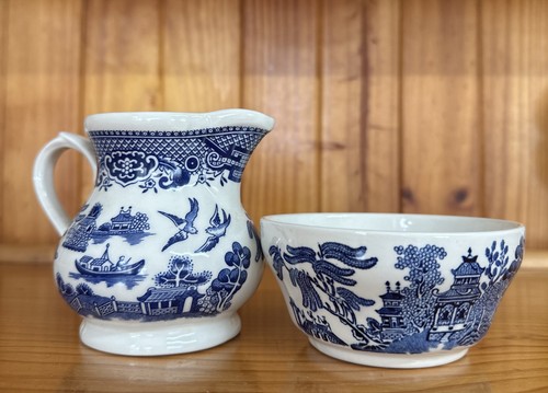 Churchill willow pattern milk - churchill,
