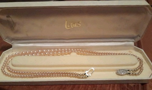 Vintage lotus pearl - lotus,